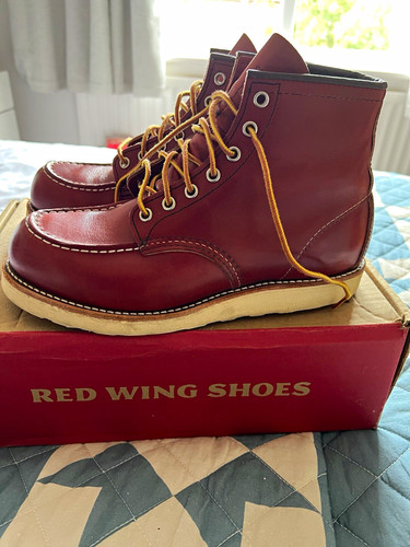 Red wing boots - red, russet