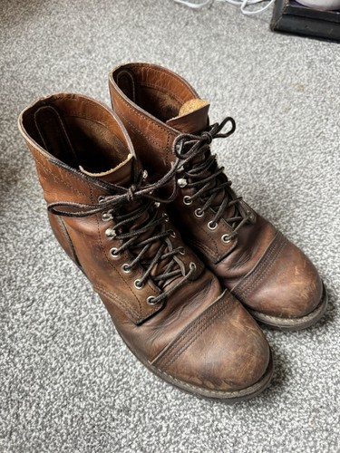 Men brown red - wing, iron